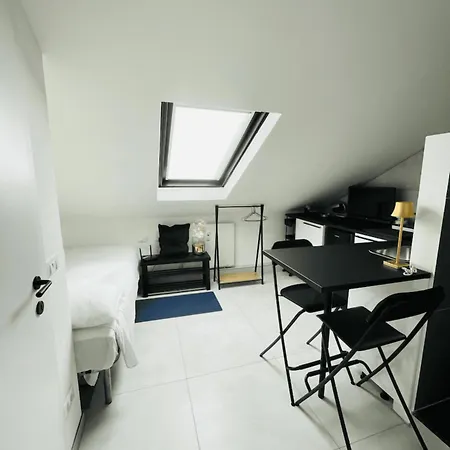 Joivy Compact Top-floor In Apartamento Rapallo