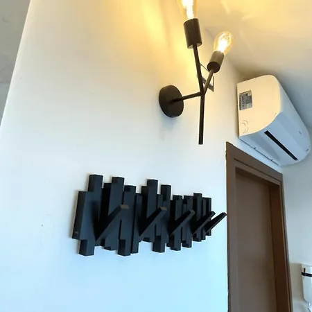Joivy Compact Top-floor In Apartamento Rapallo